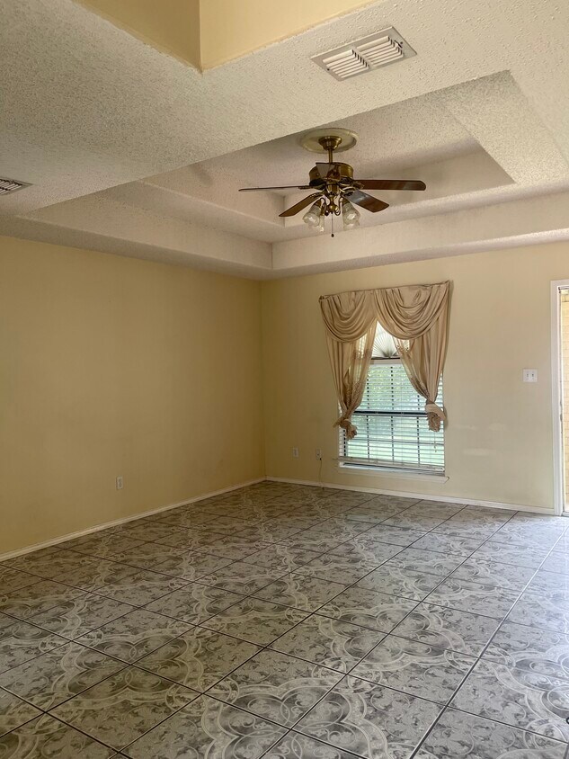 Foto principal - 15222 S Vista Del Sol Dr