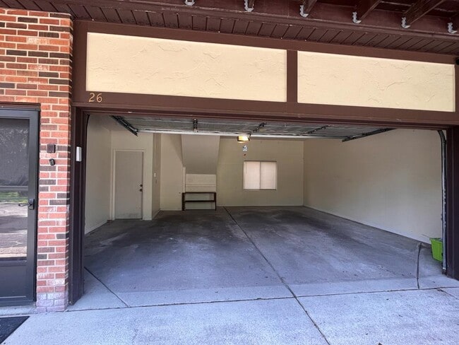 Foto del edificio - 2297 London Bridge Dr