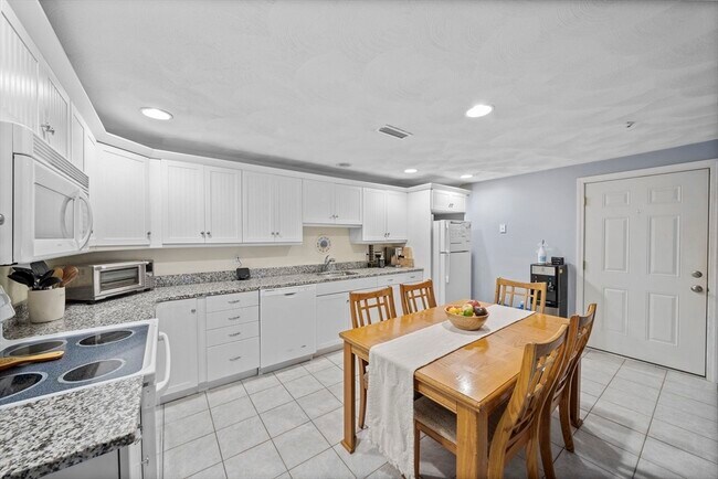 Foto del edificio - 104 Norton Ave