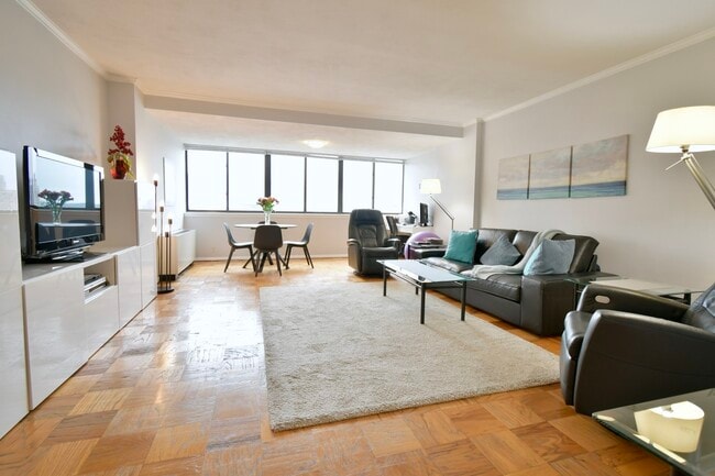 Building Photo - 6 Whittier Pl