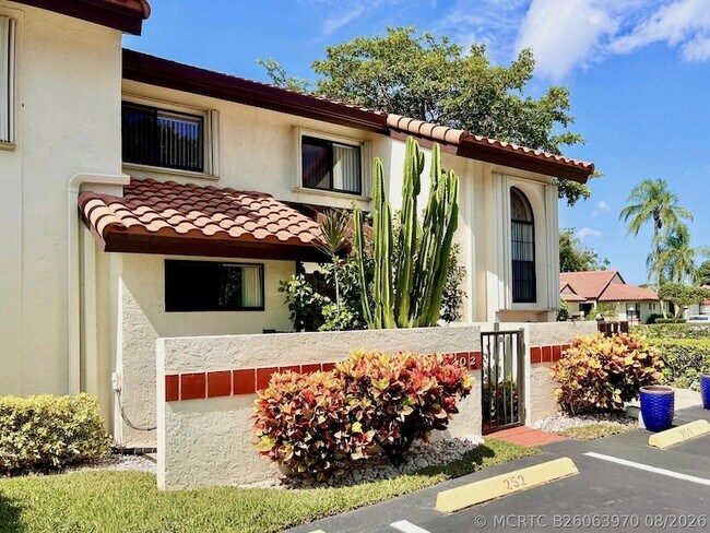 Foto del edificio - 10615 Ocean Palm Way