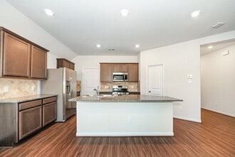 Building Photo - 1022 Schooner St