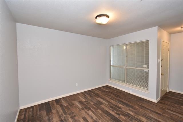 Building Photo - 4953 Briar Oaks Ln