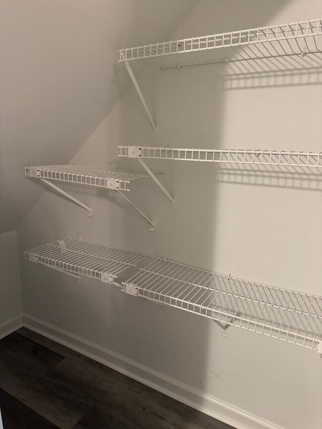 Foto del edificio - 2 Bedroom Townhouse in Sparger Springs Community off Hillsborough Road, Durham NC