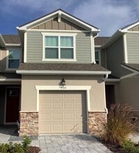 Building Photo - 950 Spring Palms Lp