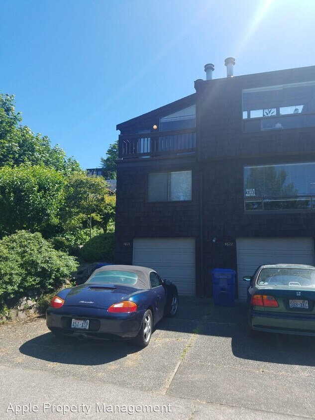 Foto principal - 2 br, 1 bath House - 4624 3rd Ave NW