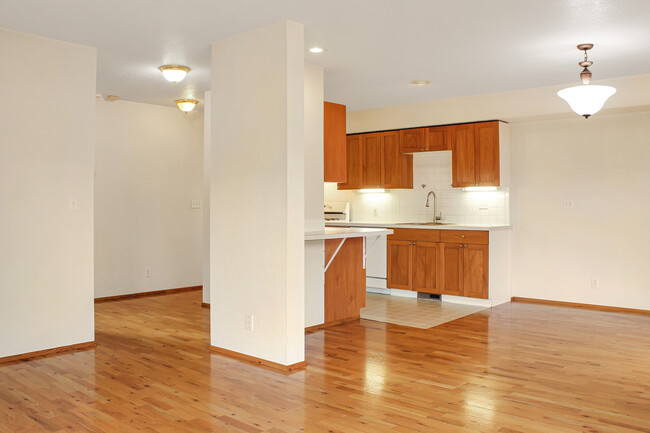 Foto del edificio - 2941 NW Tyler Ave