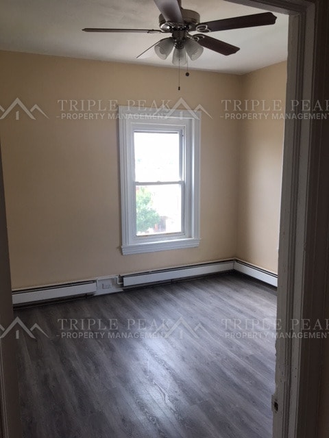 Building Photo - 1044 DeKalb St