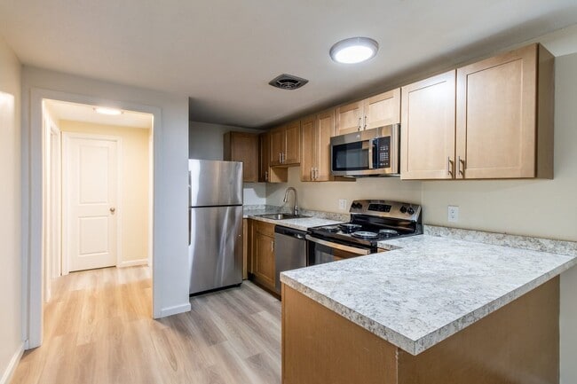 Building Photo - Long Meadow Landings