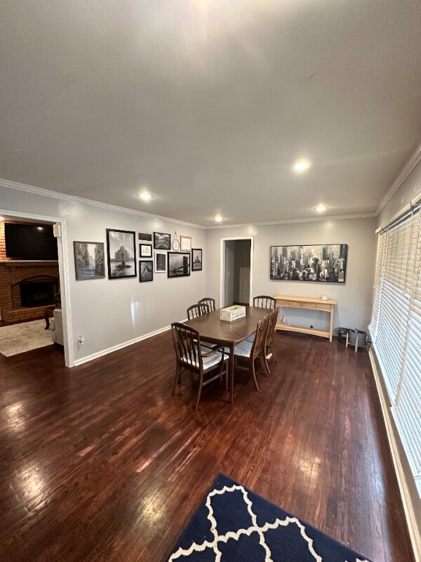 Foto del edificio - 8339 Mercier St