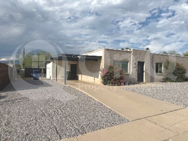 Photo - 9301 E 29th St House