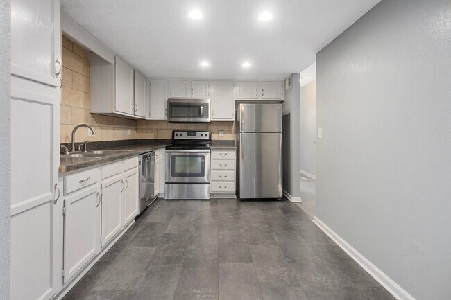 Foto del edificio - 577 NW Valleybrook Rd