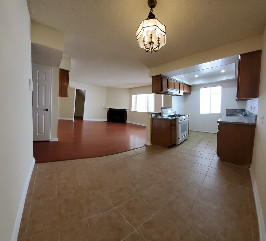 Foto principal - 409 W Dryden St