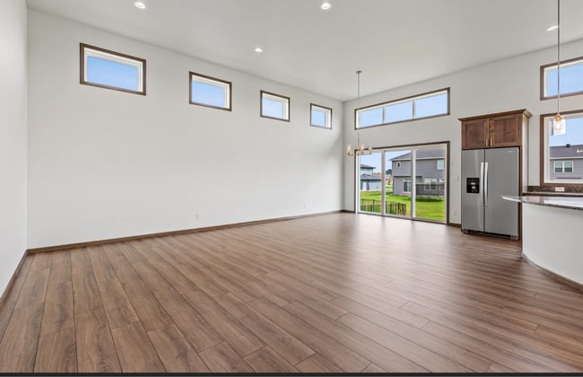 Building Photo - 4-bedroom, 3-bathroom West Fargo Single-Fa...