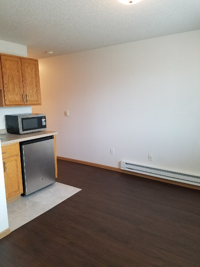 Skaff Apartments Fargo Apartments at 4955 17th Ave S Fargo, ND