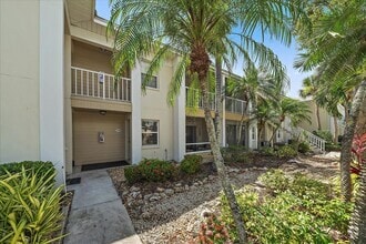 Building Photo - 425 Cerromar Terrace