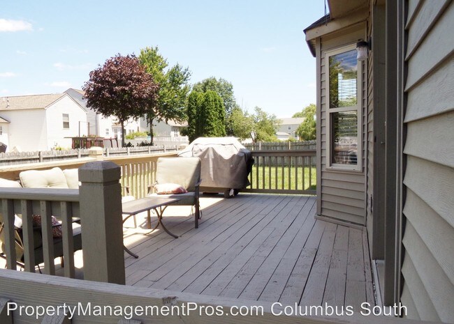 Building Photo - 770 Turos Ct
