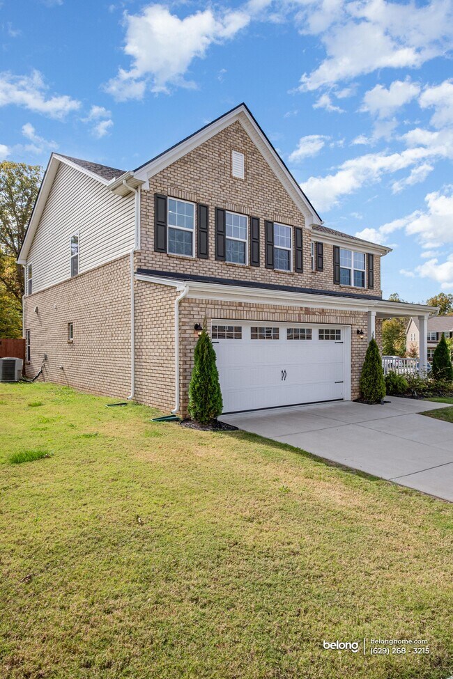 Foto del edificio - 971 Fancher Ln