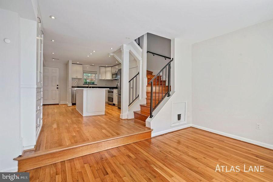 Primary Photo - 1712 Seaton St NW