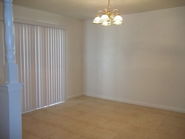 Foto del edificio - Nice and updated 3 bedroom home offering n...