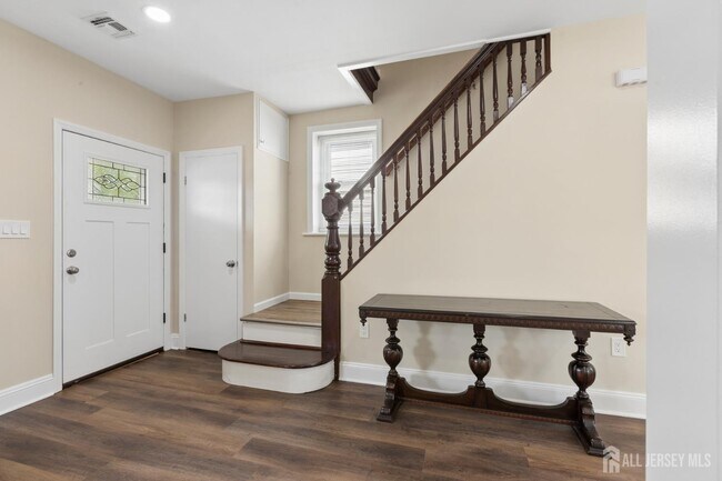 Foto del edificio - 327 Main St