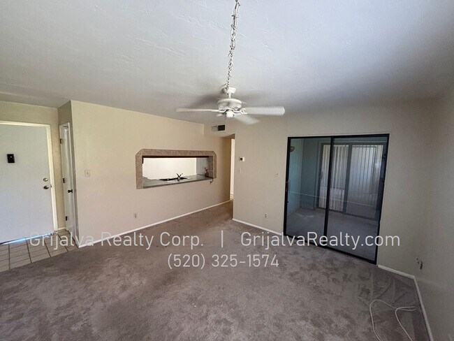 Foto del edificio - **MOVE-IN SPECIAL ** Spacious 2 Bedroom, 1...