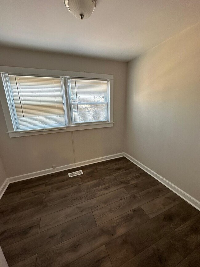 Foto del edificio - 4801 Cordelia Ave