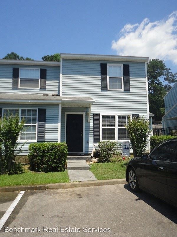 Foto principal - 2225 Timberwood Cir S