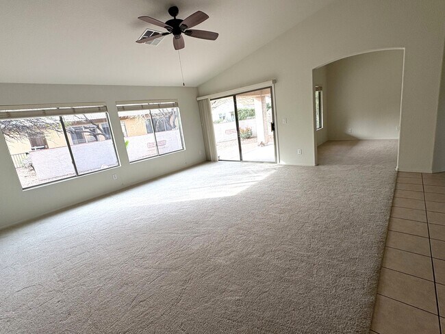 Foto del edificio - 1870 E Purple Martin Ln