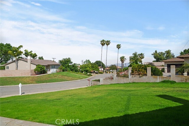 Building Photo - 7924 Chula Vista Dr