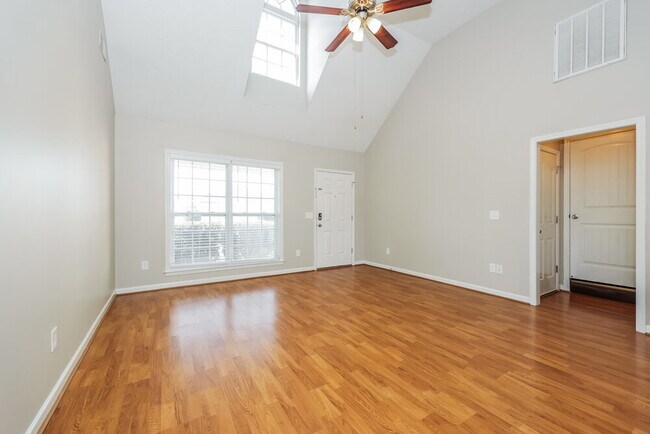 Building Photo - 3360 Cornerstone Dr
