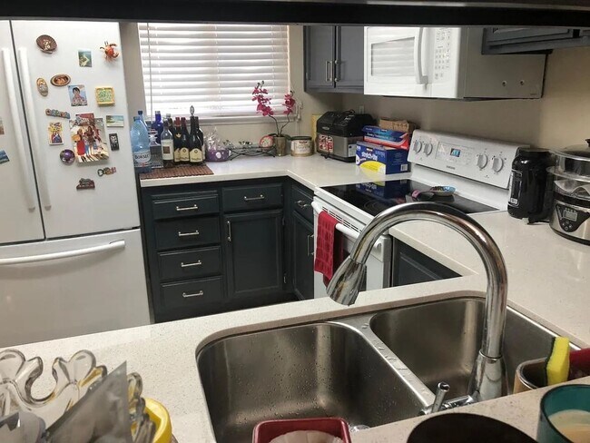 Foto del edificio - 1 Bedroom 1 Bathroom Condo in Park-Like Community in San Jose