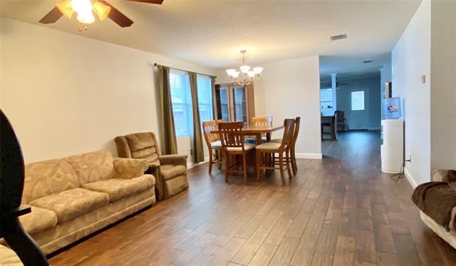 Building Photo - 1116 Willow Tree Dr