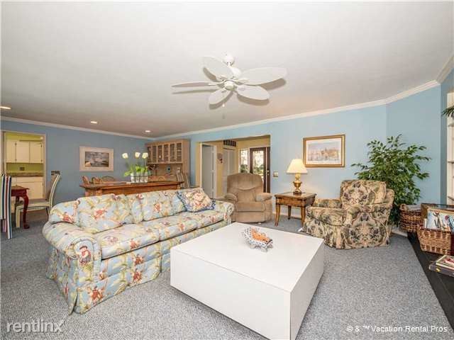 Building Photo - 26 Red Maple Rd