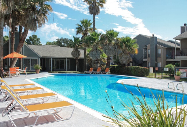 Foto del edificio - Caldera Apartment Homes
