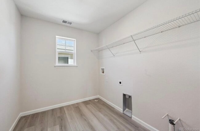 Building Photo - 1050 Joseph Pl