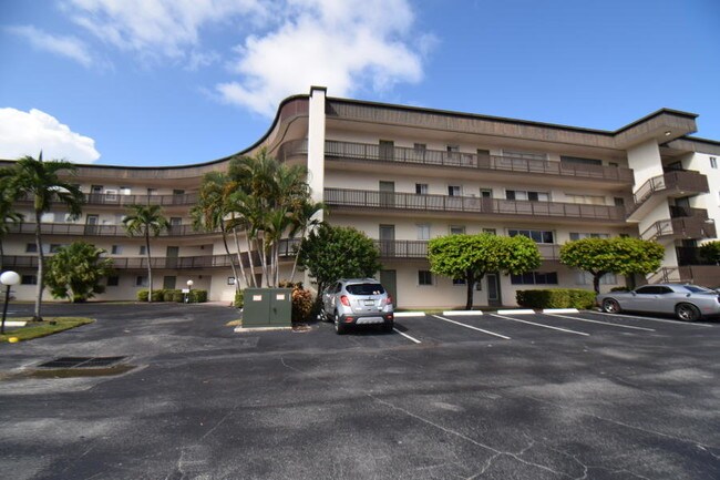 Foto del edificio - 1/1 Condo in Waterway club