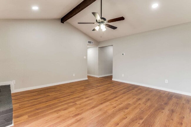 Building Photo - Light-Filled 3BR Brick Home featuring Granite Kitchen & Dual Living Spaces