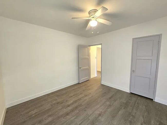 Foto del edificio - 5710 Vineland Ave