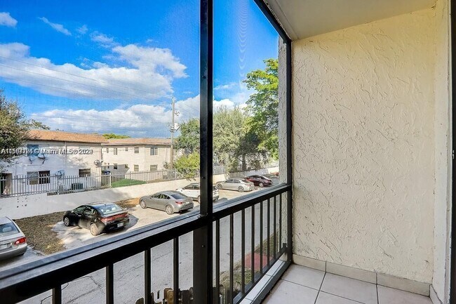 Foto del edificio - 1798 NW 55th Ave