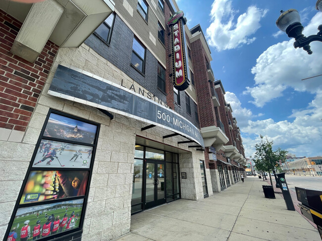 Building Photo - Stadium District Apartments