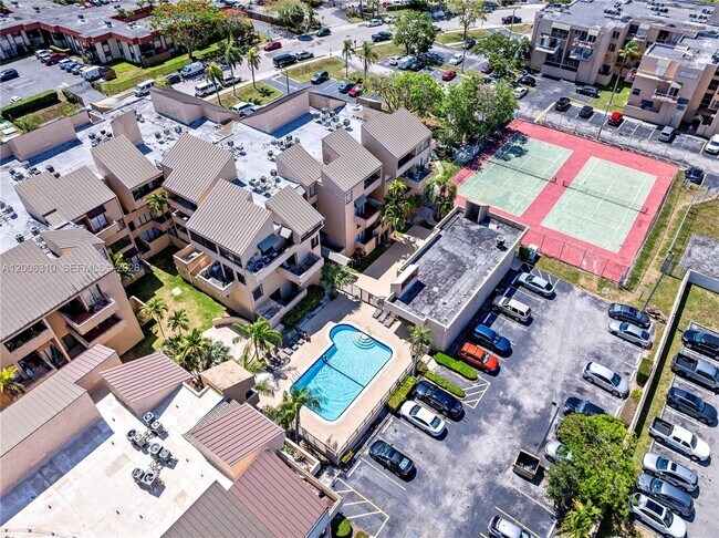 Foto del edificio - 10500 SW 108th Ave