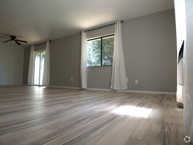 Building Photo - 1225 Centaur Cir