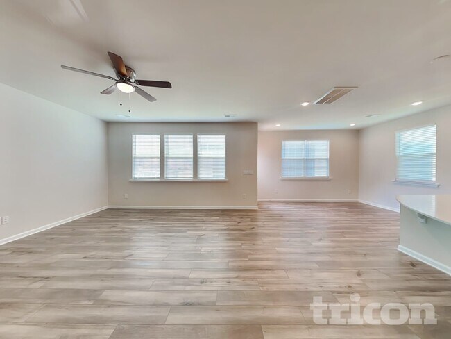 Foto del edificio - 112 Fennec Dr