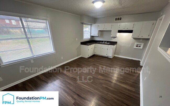 Foto del edificio - 4839 Applestone St