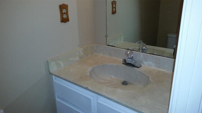 Foto del edificio - 3049 McVay Trail Dr