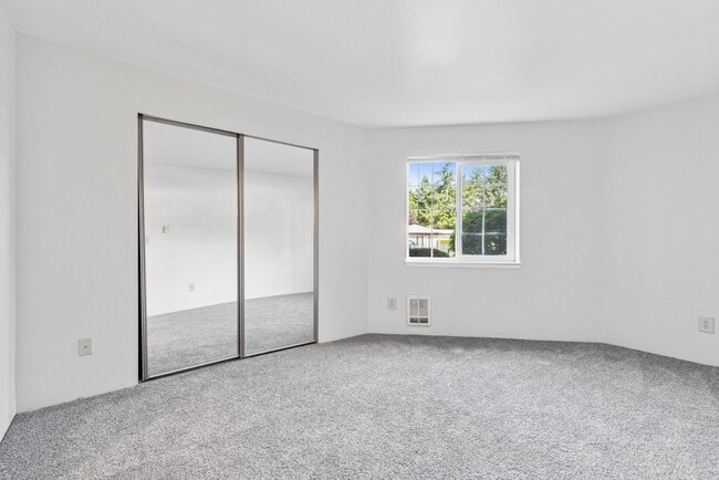 Building Photo - Cascadia Pointe