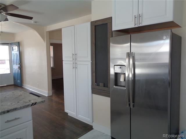 Building Photo - 140 S 7th Ave