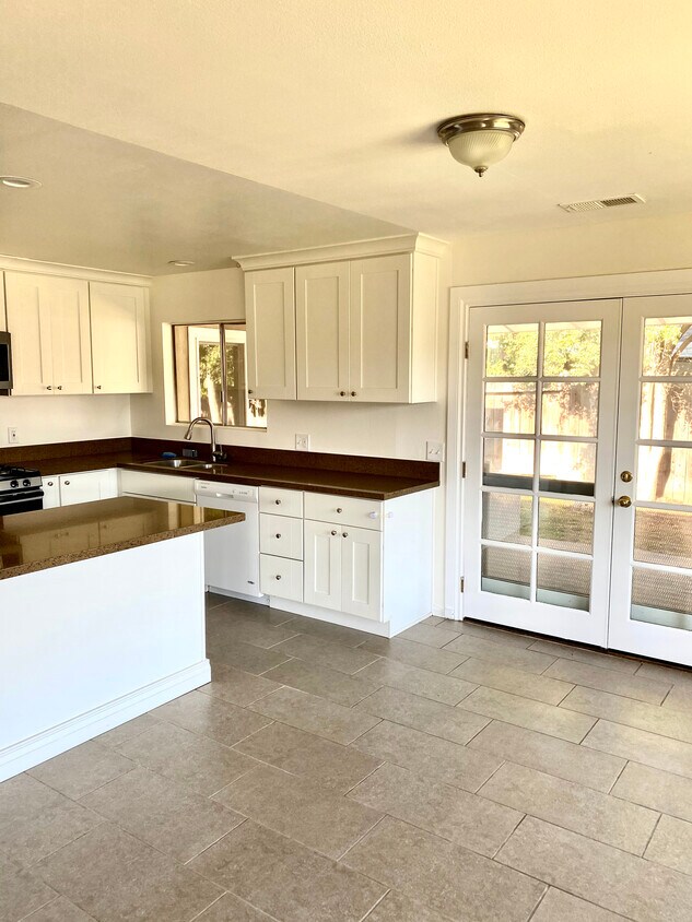 Foto principal - 1580 Caraway Dr