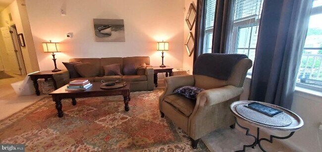 Foto del edificio - 831 Timberlake Dr